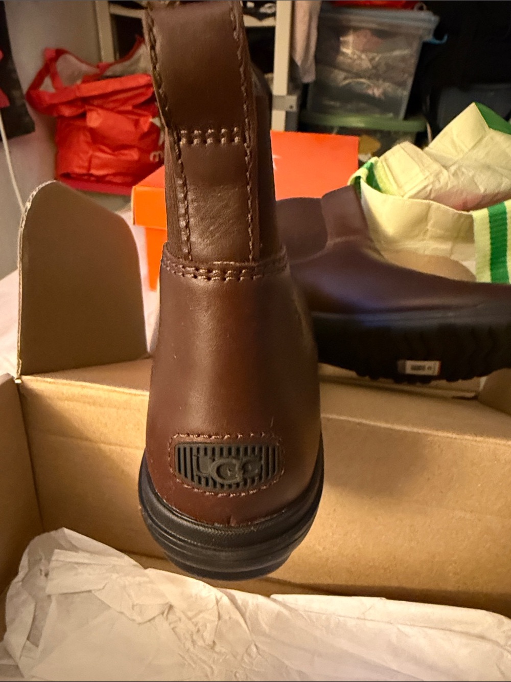 Ugg - Picture 3 of 7